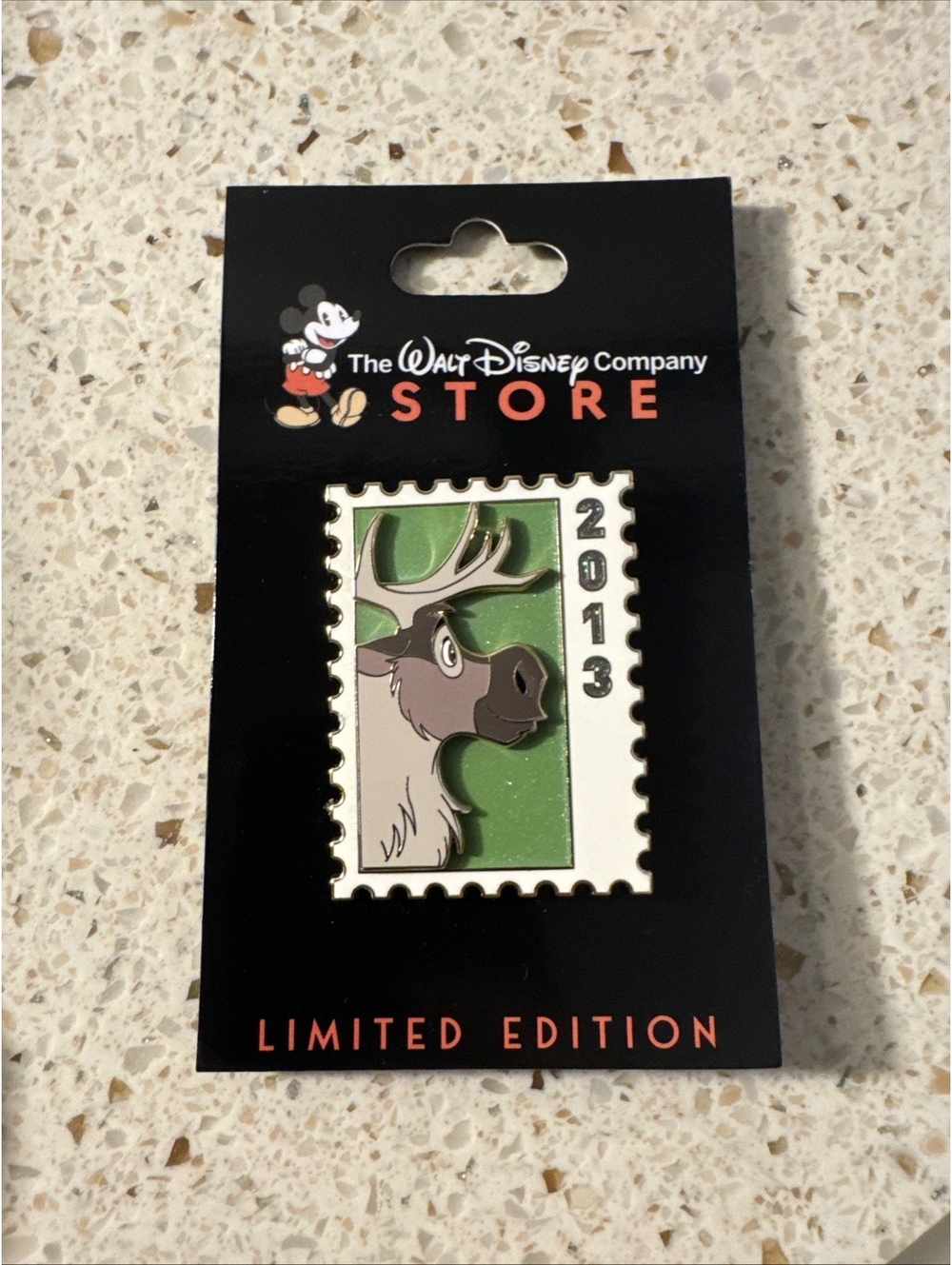 DEC TWDC Commemorative Animal Stamps Sven FROZEN LE 300 Pin